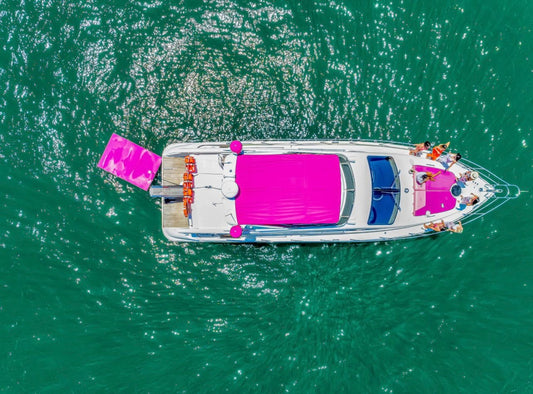 60ft Azimut Pink