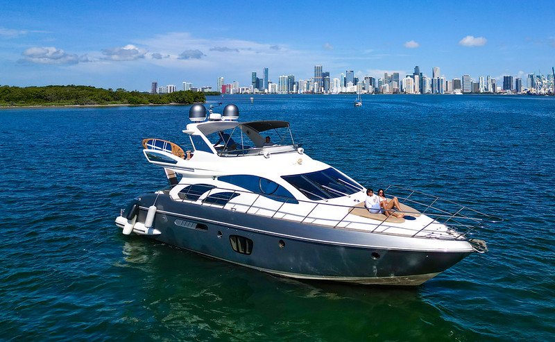 65ft Azimut Rss