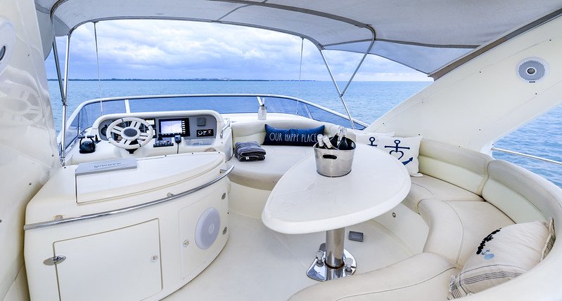 65ft Azimut Rss