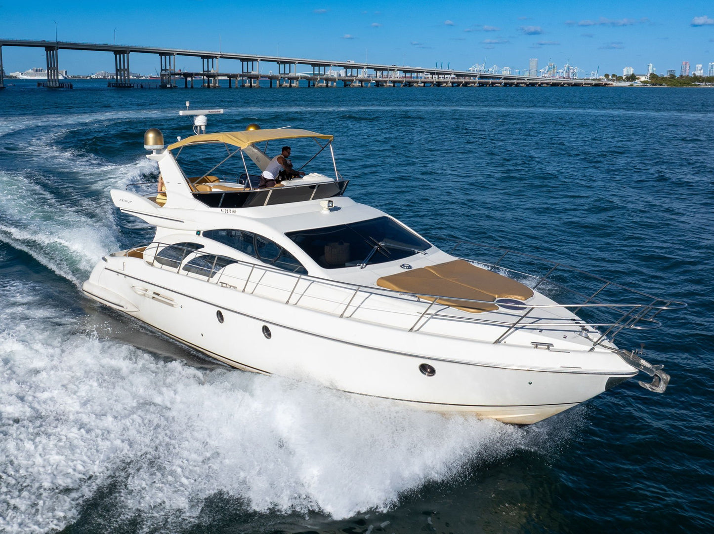 60ft Azimut Gold
