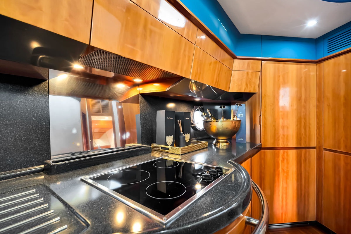 60ft Azimut Gold