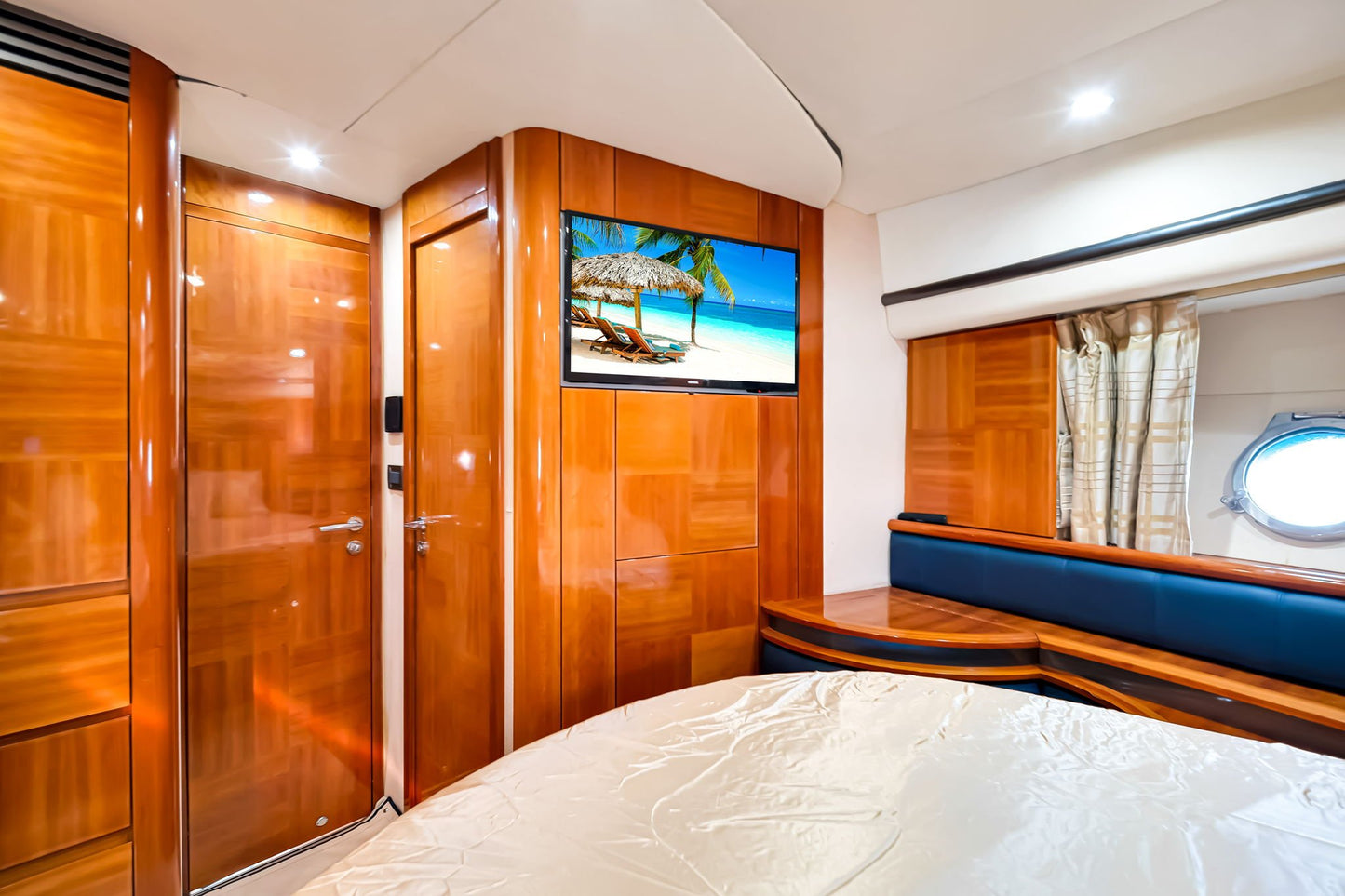60ft Azimut Gold