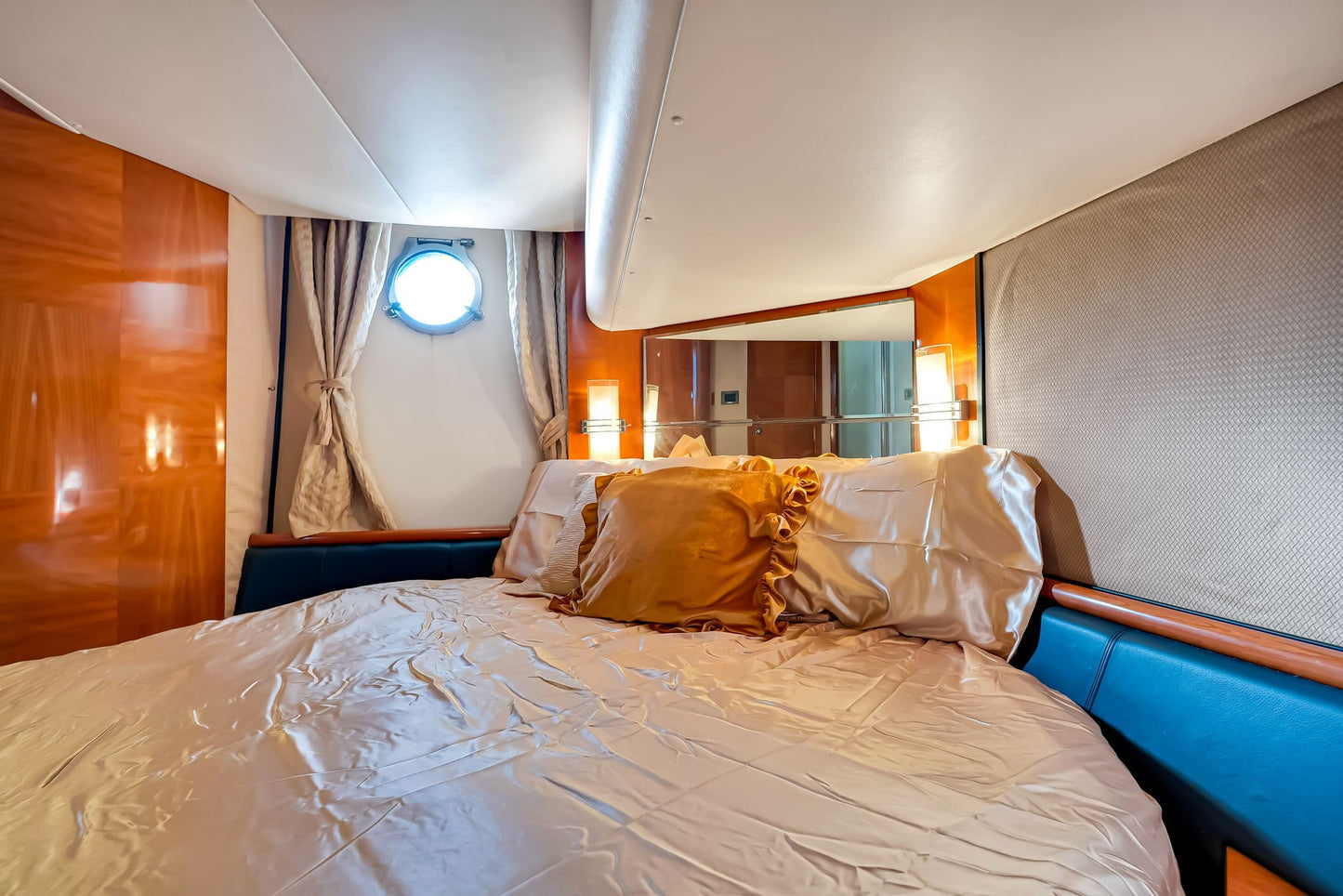 60ft Azimut Gold