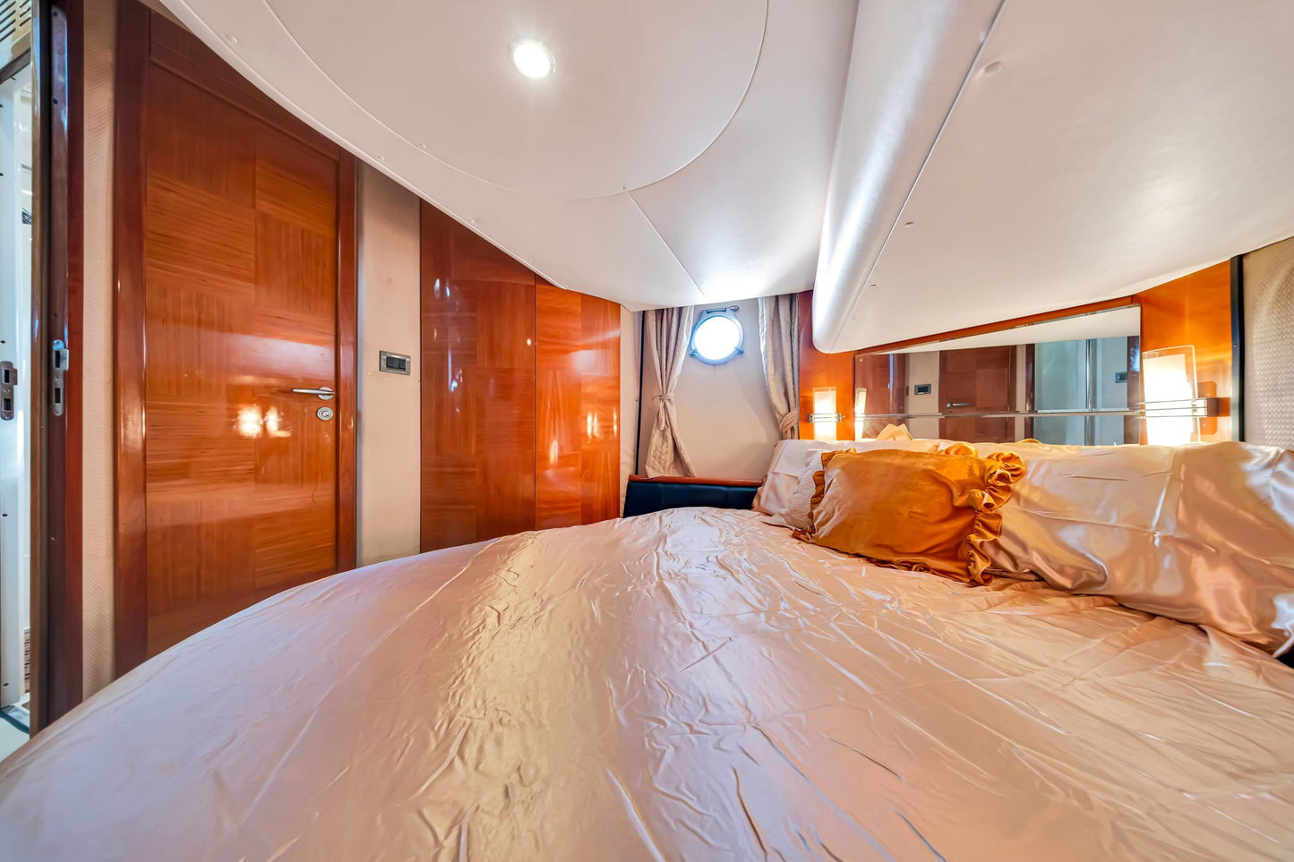 60ft Azimut Gold