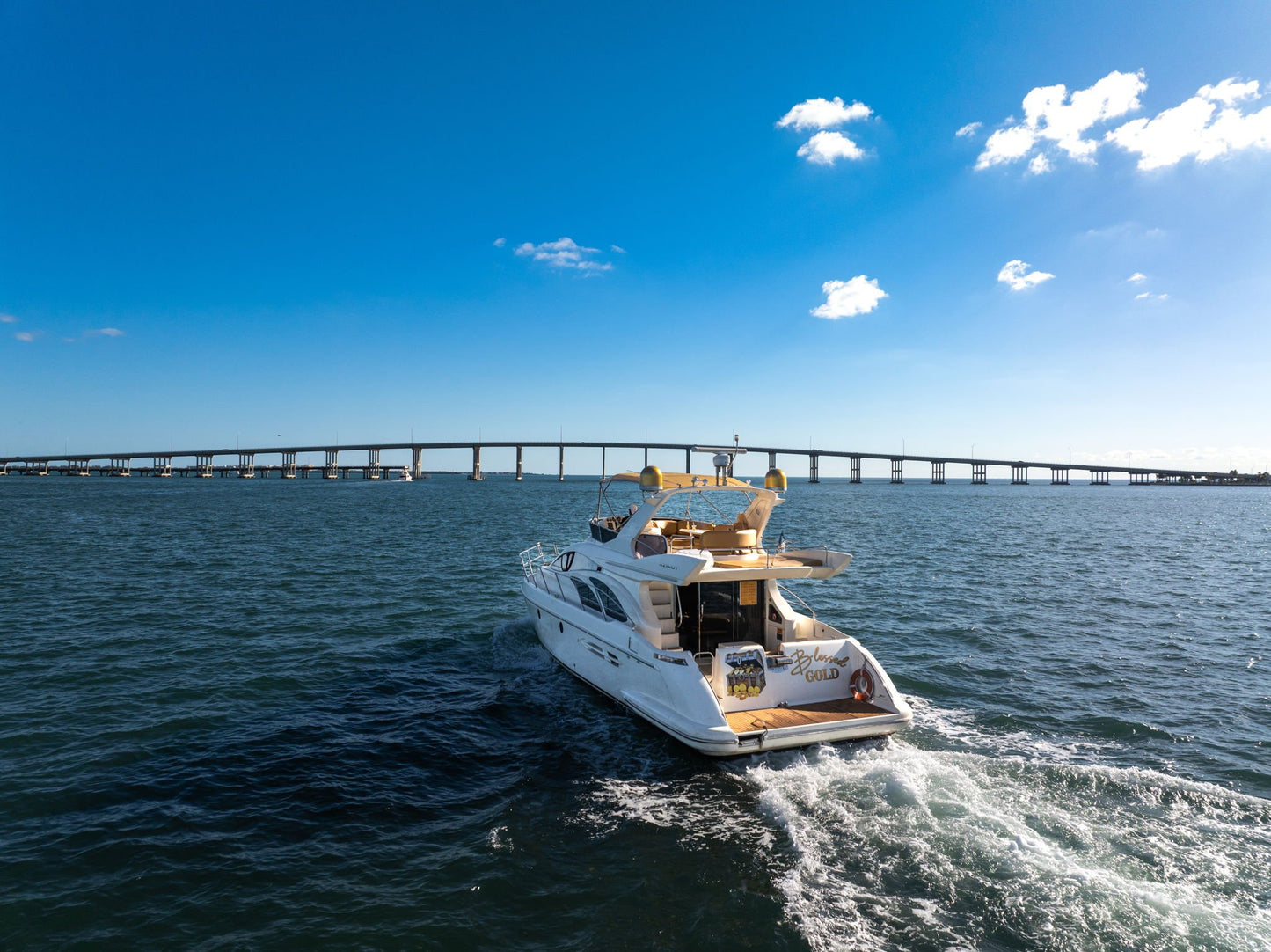 60ft Azimut Gold