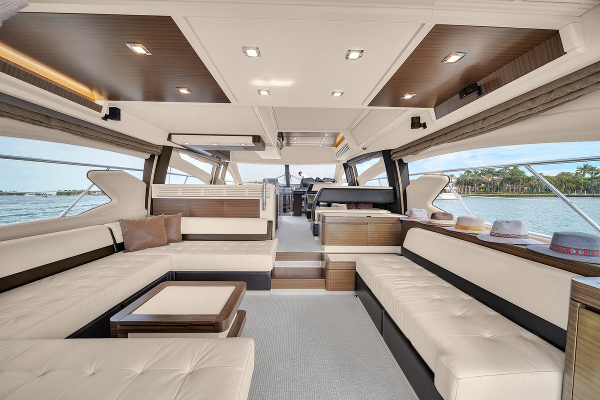 70ft Azimut Deon