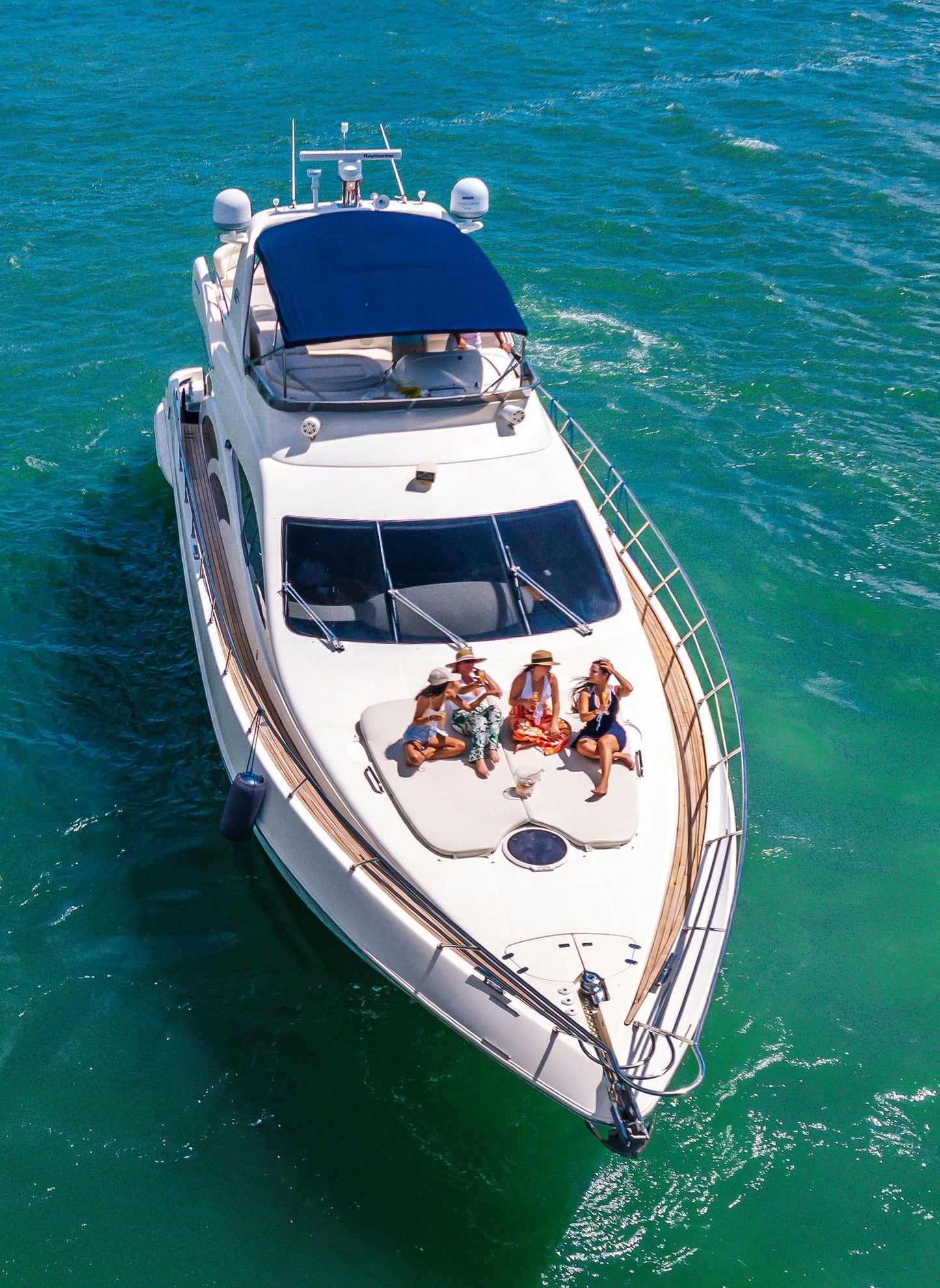 65ft Azimut Sea La Vie