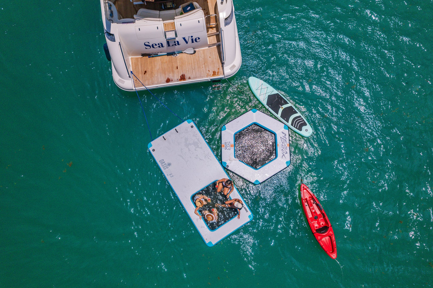 65ft Azimut Sea La Vie