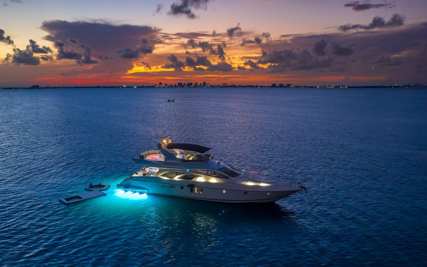 65ft Azimut Sea La Vie