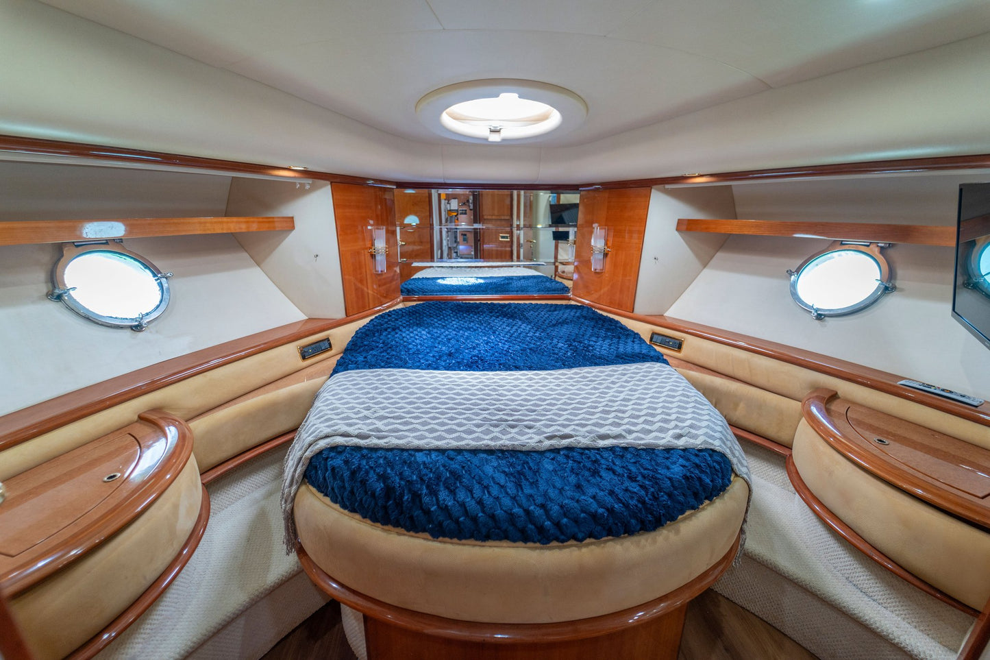 65ft Azimut Sea La Vie