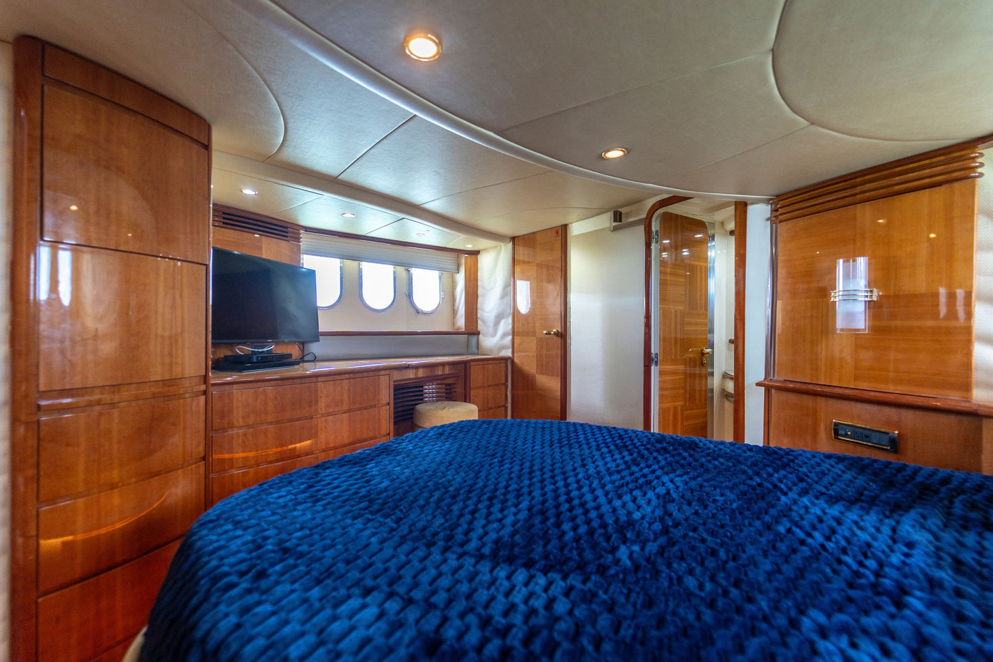 65ft Azimut Sea La Vie