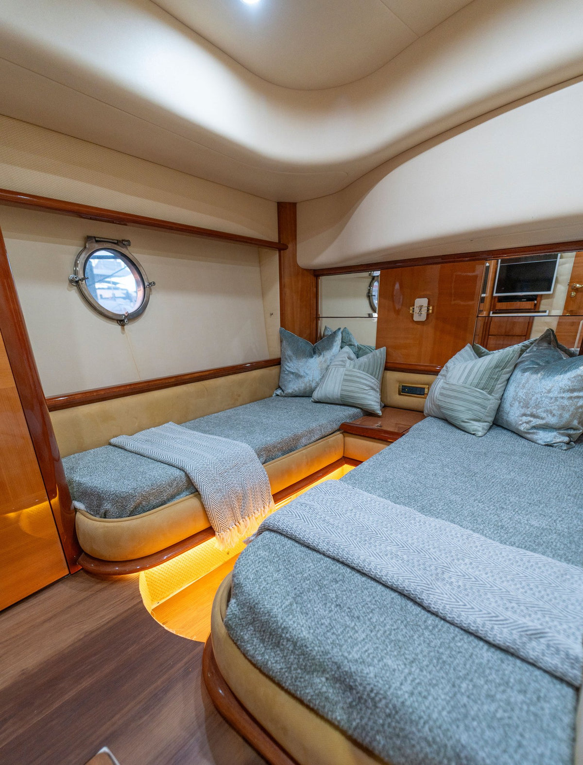 65ft Azimut Sea La Vie