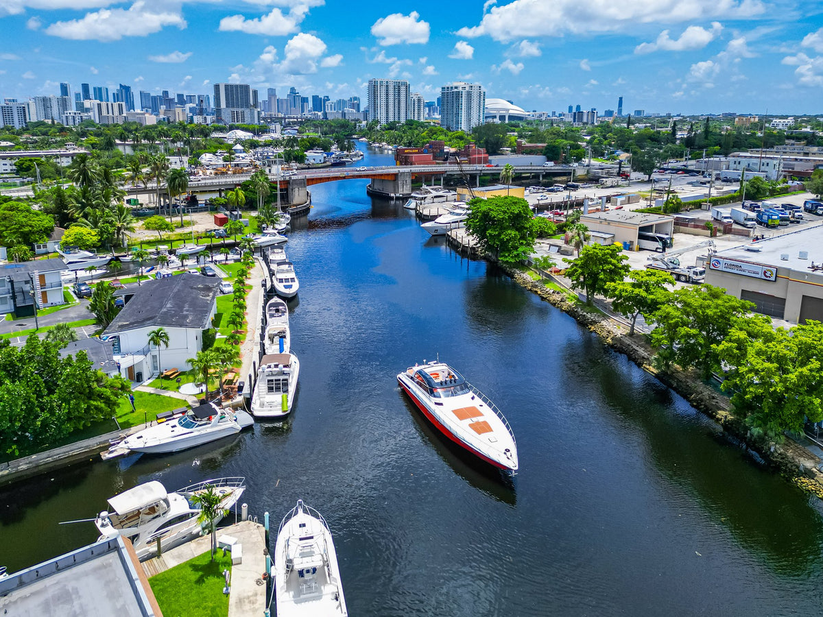 80ft Baia Panther