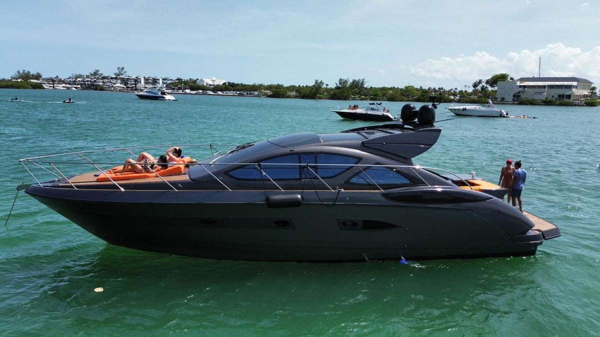 60ft Azimut Black