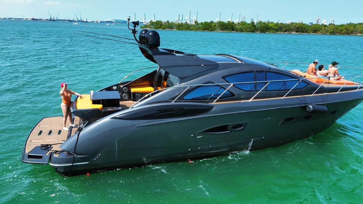60ft Azimut Black