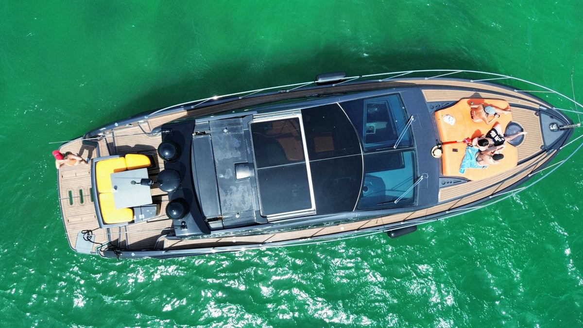 60ft Azimut Black