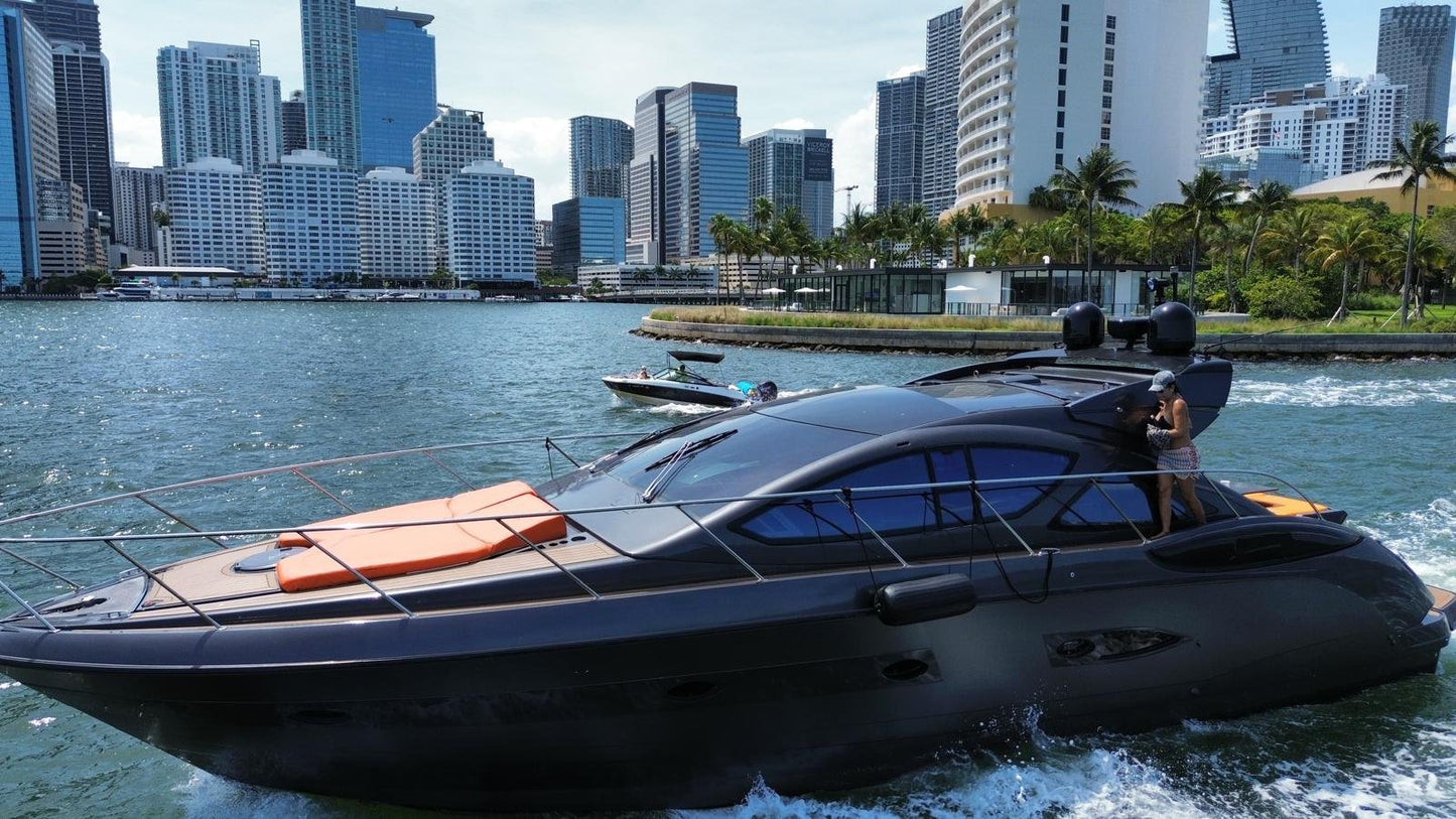 60ft Azimut Black