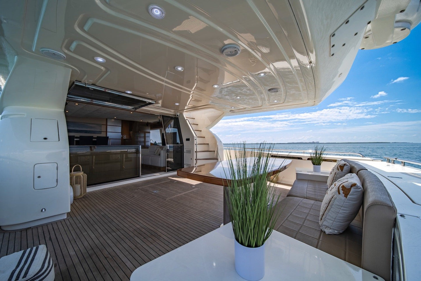 85ft Ferretti Destiny