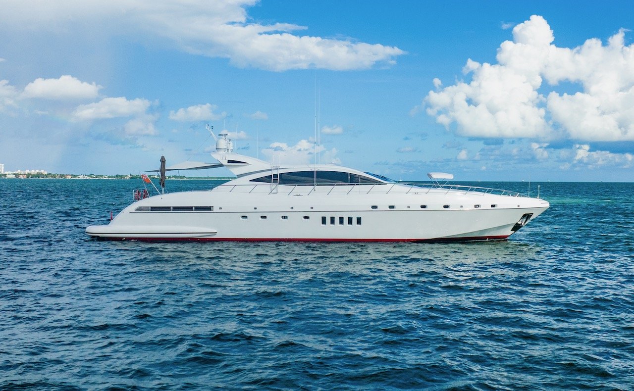 95ft Mangusta
