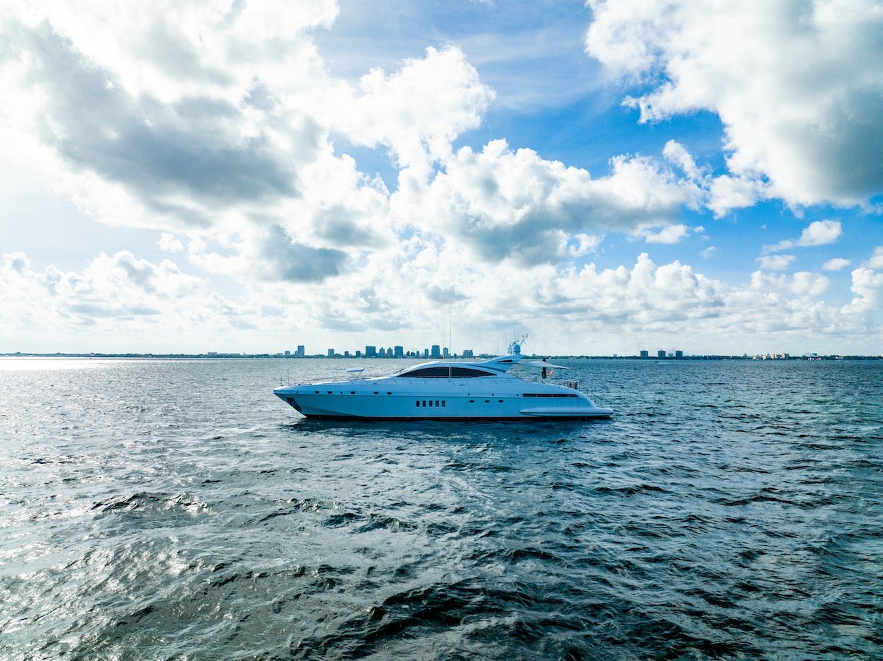 95ft Mangusta