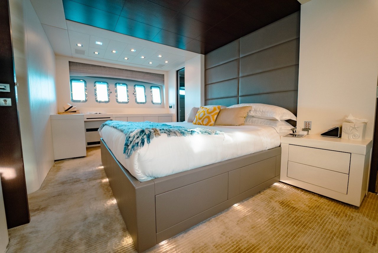 95ft Mangusta