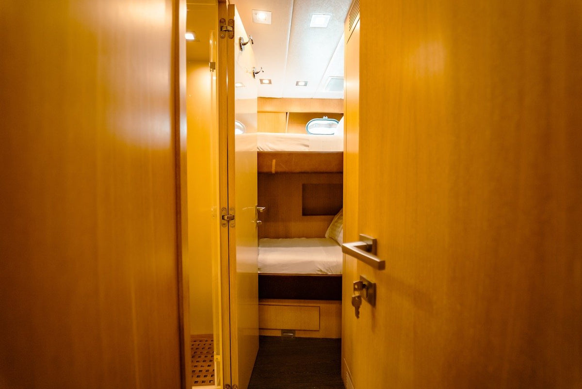 95ft Mangusta