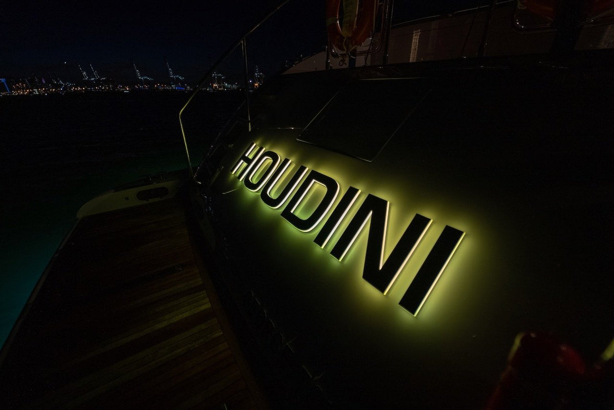 95ft Mangusta
