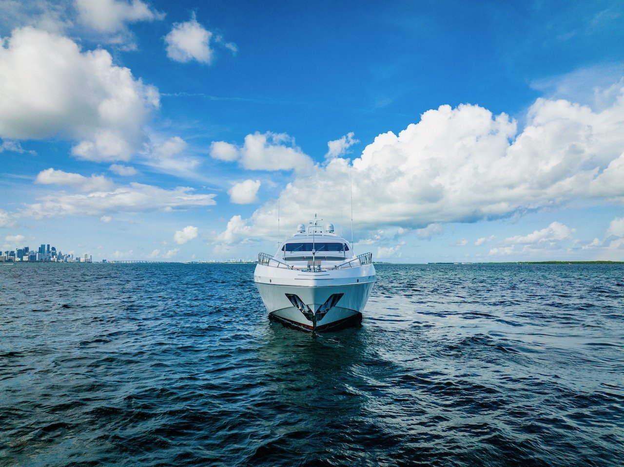 95ft Mangusta
