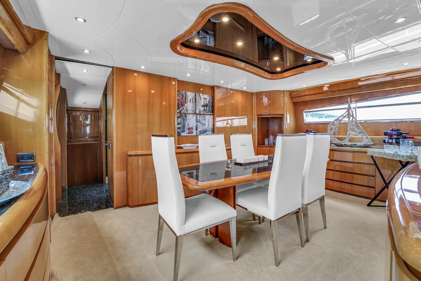 110ft Maiora