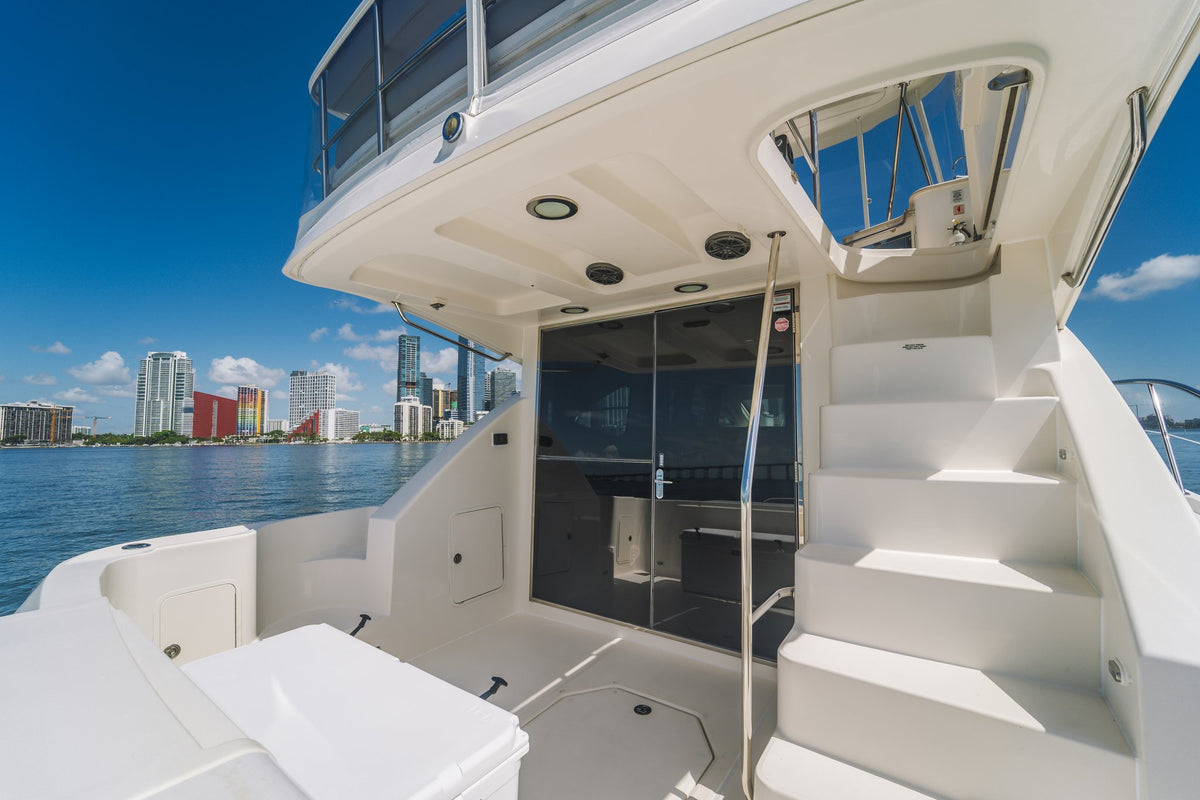 55ft Sea Ray Sedan