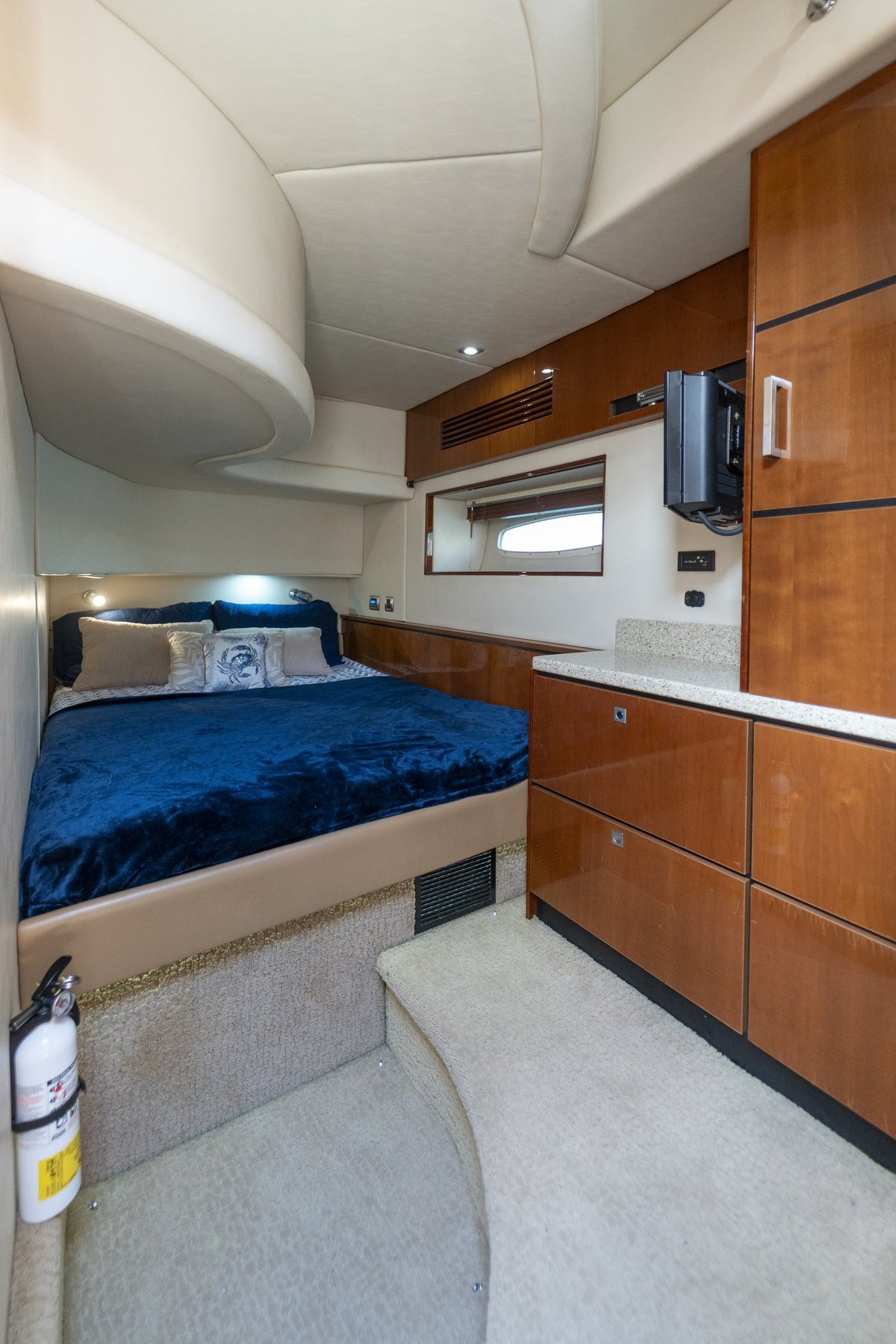 55ft Sea Ray Sedan