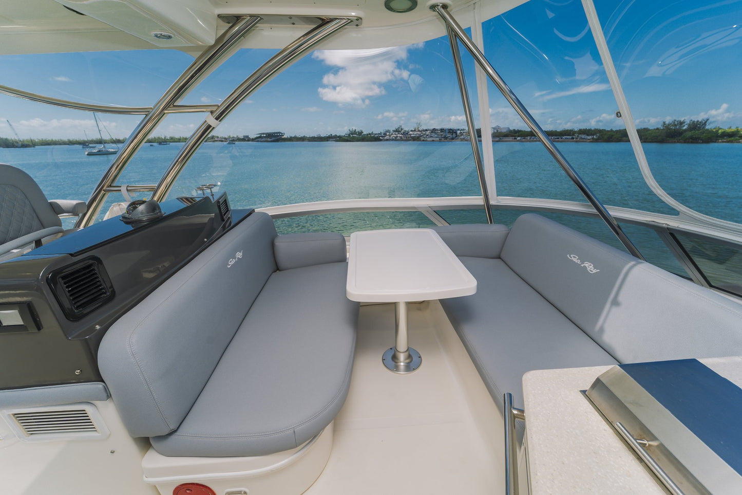 55ft Sea Ray Sedan