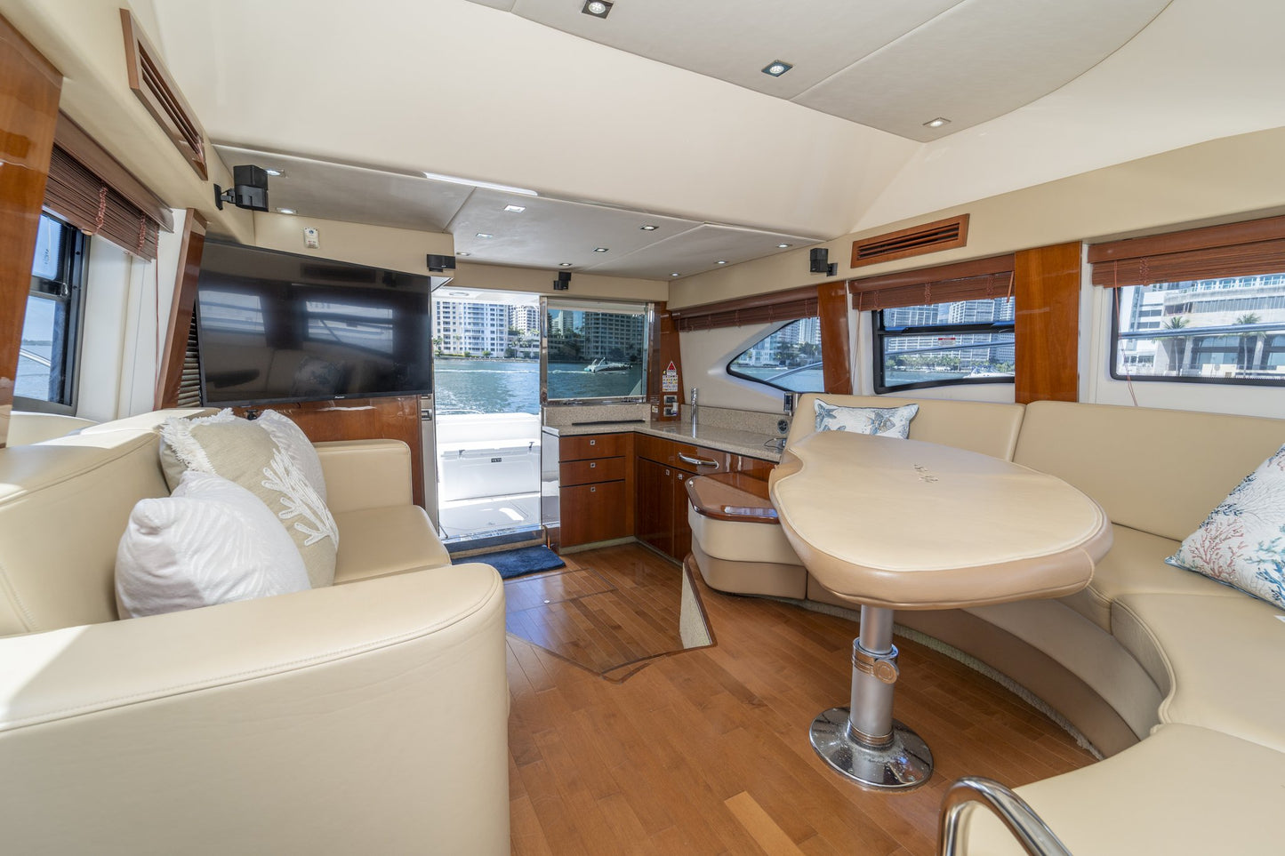 55ft Sea Ray Sedan