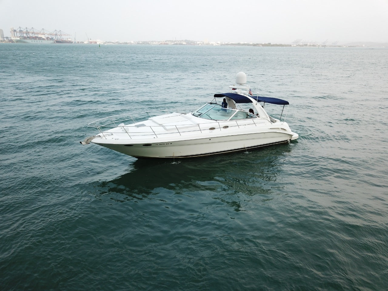 Sea Ray 410