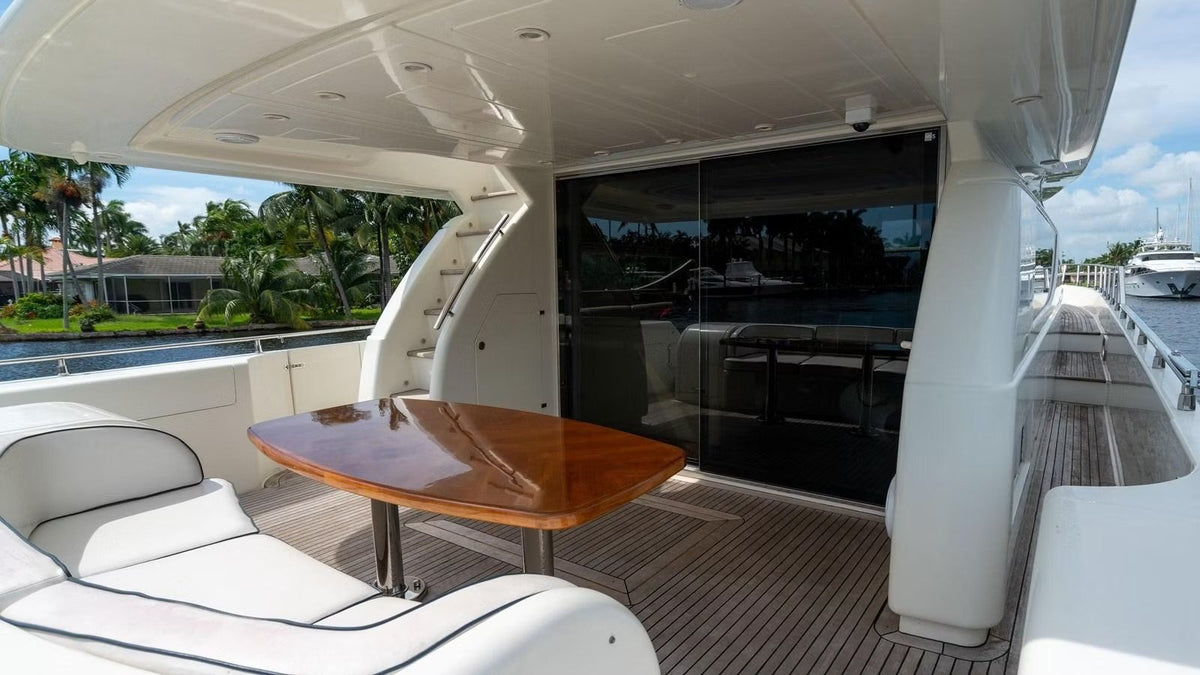 80ft Uniesse