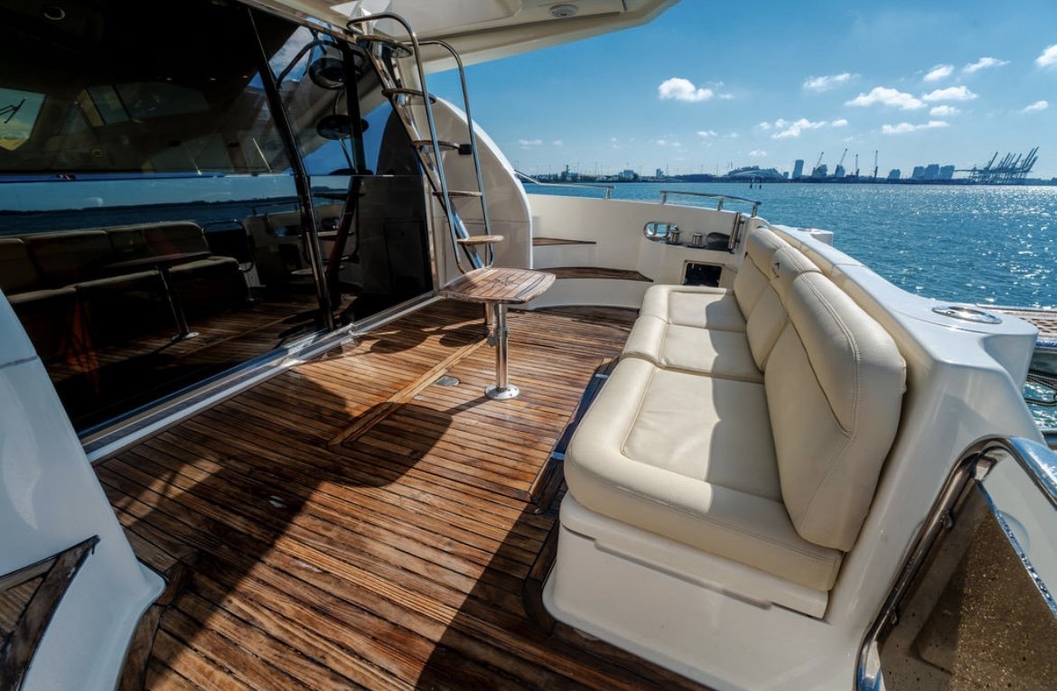 65ft Azimut R