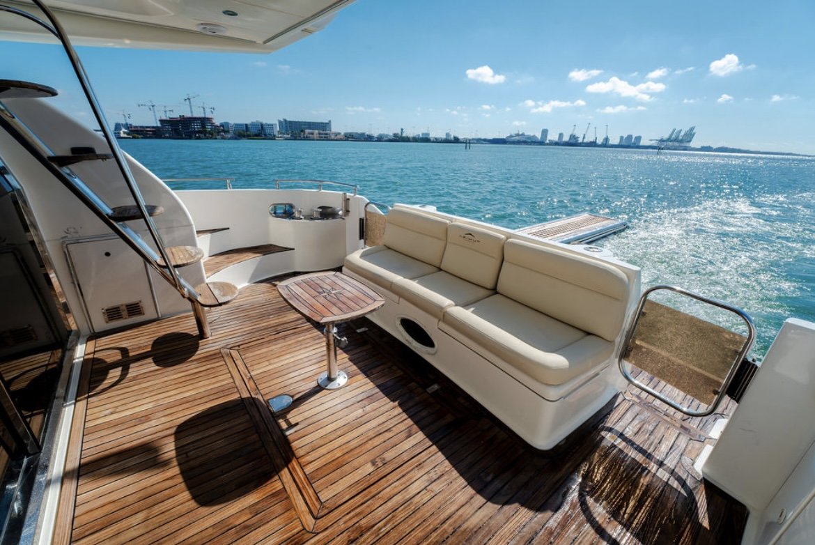 65ft Azimut R