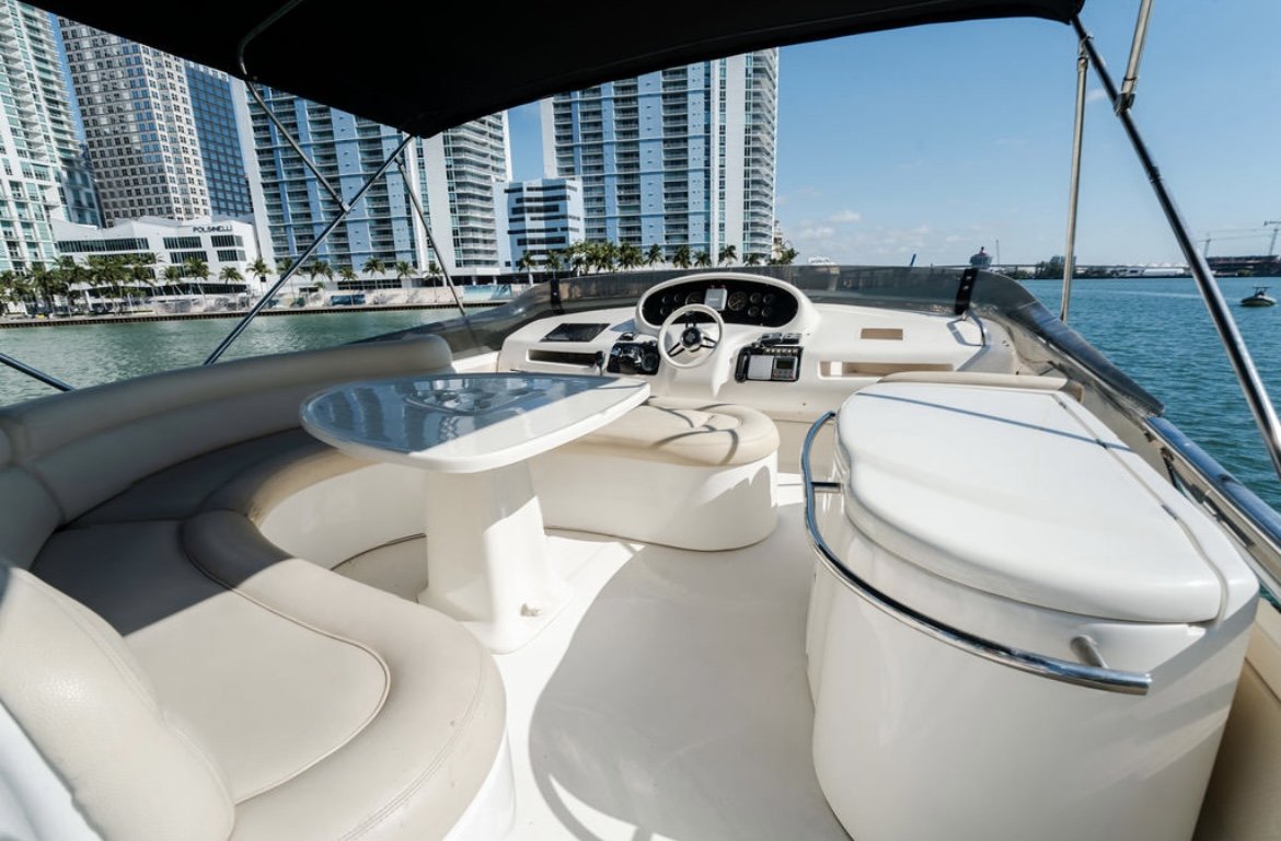 65ft Azimut R