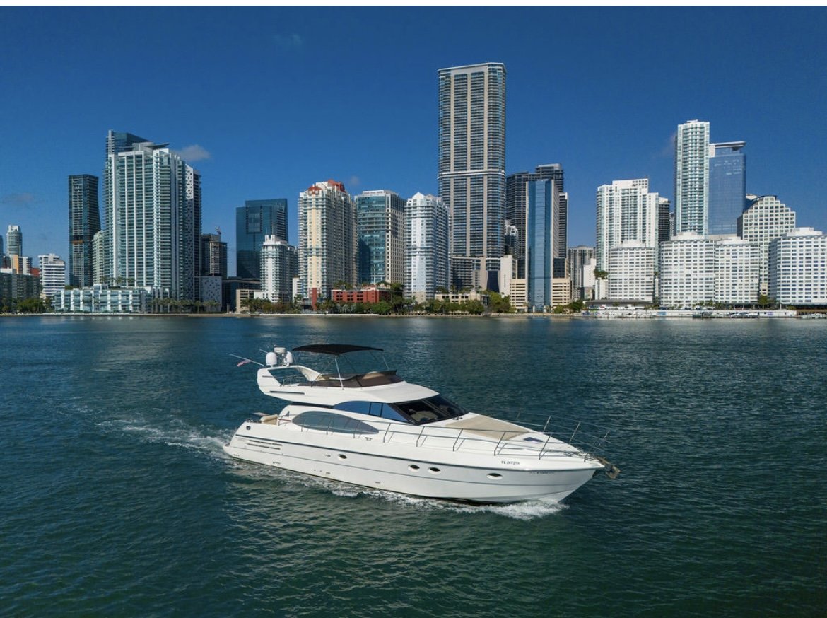 65ft Azimut R