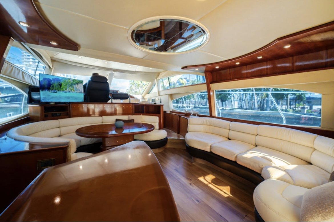65ft Azimut R