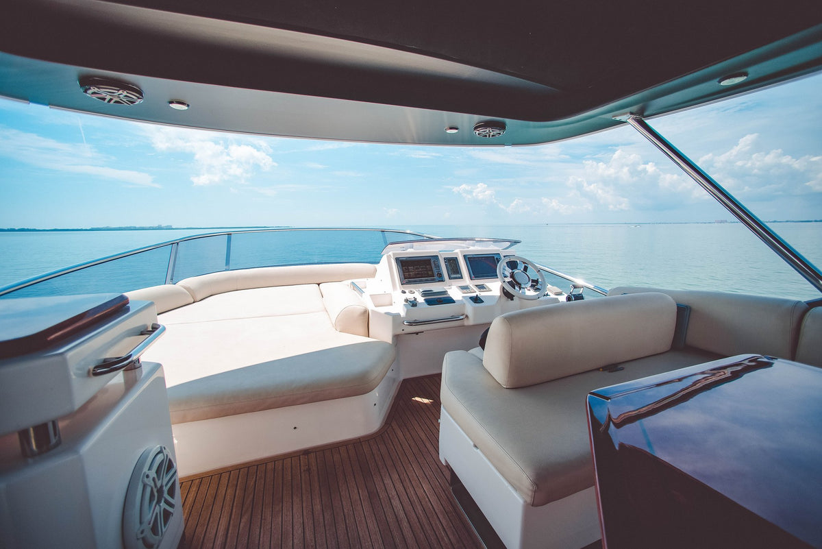 70ft Azimut 211