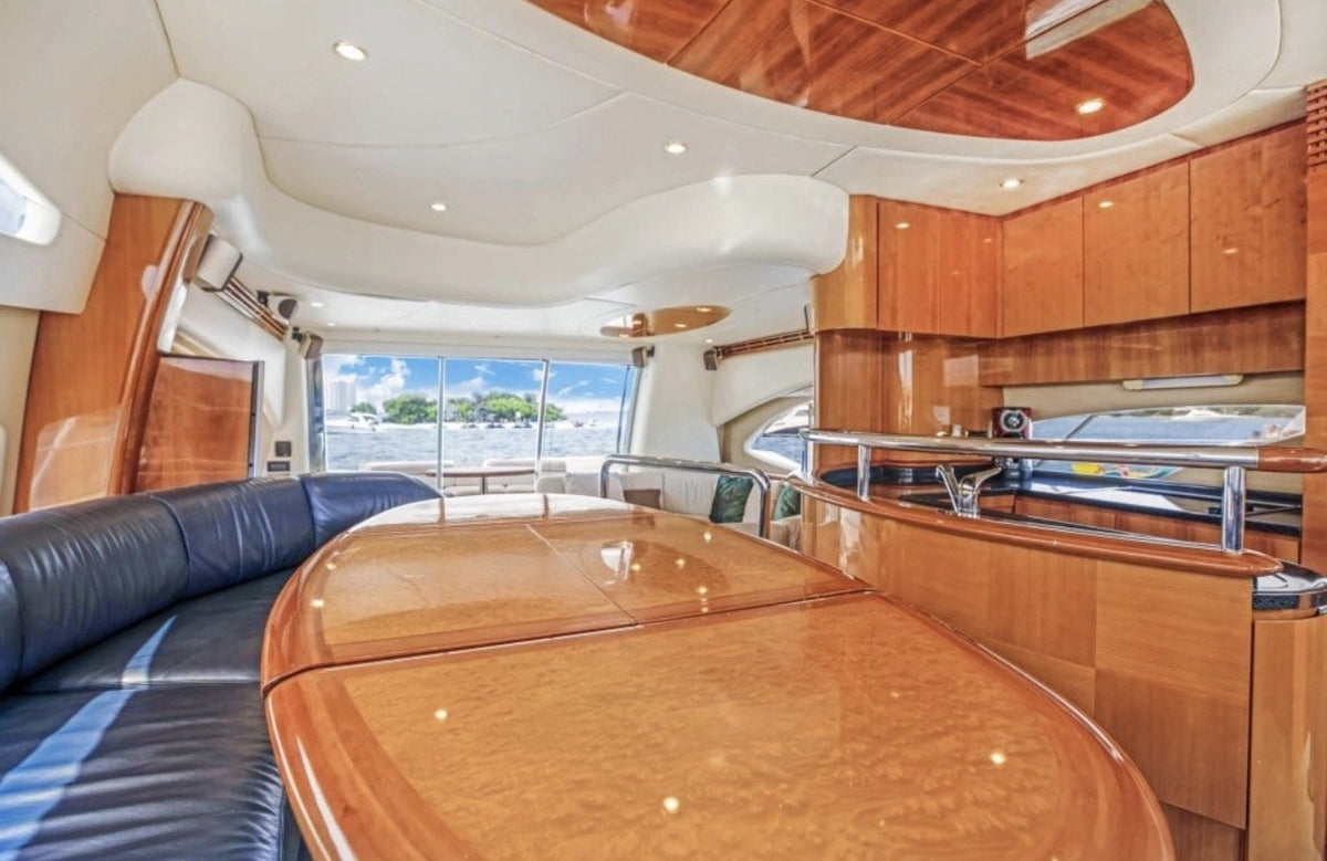 70ft Azimut Pink