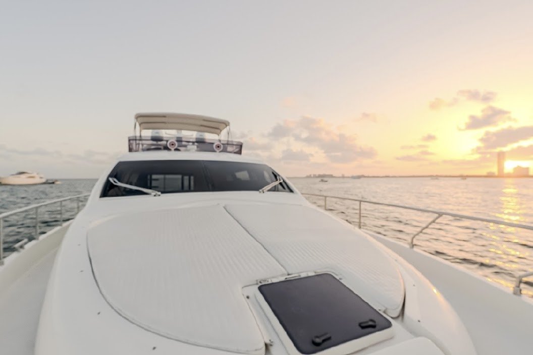 85ft Ferretti L