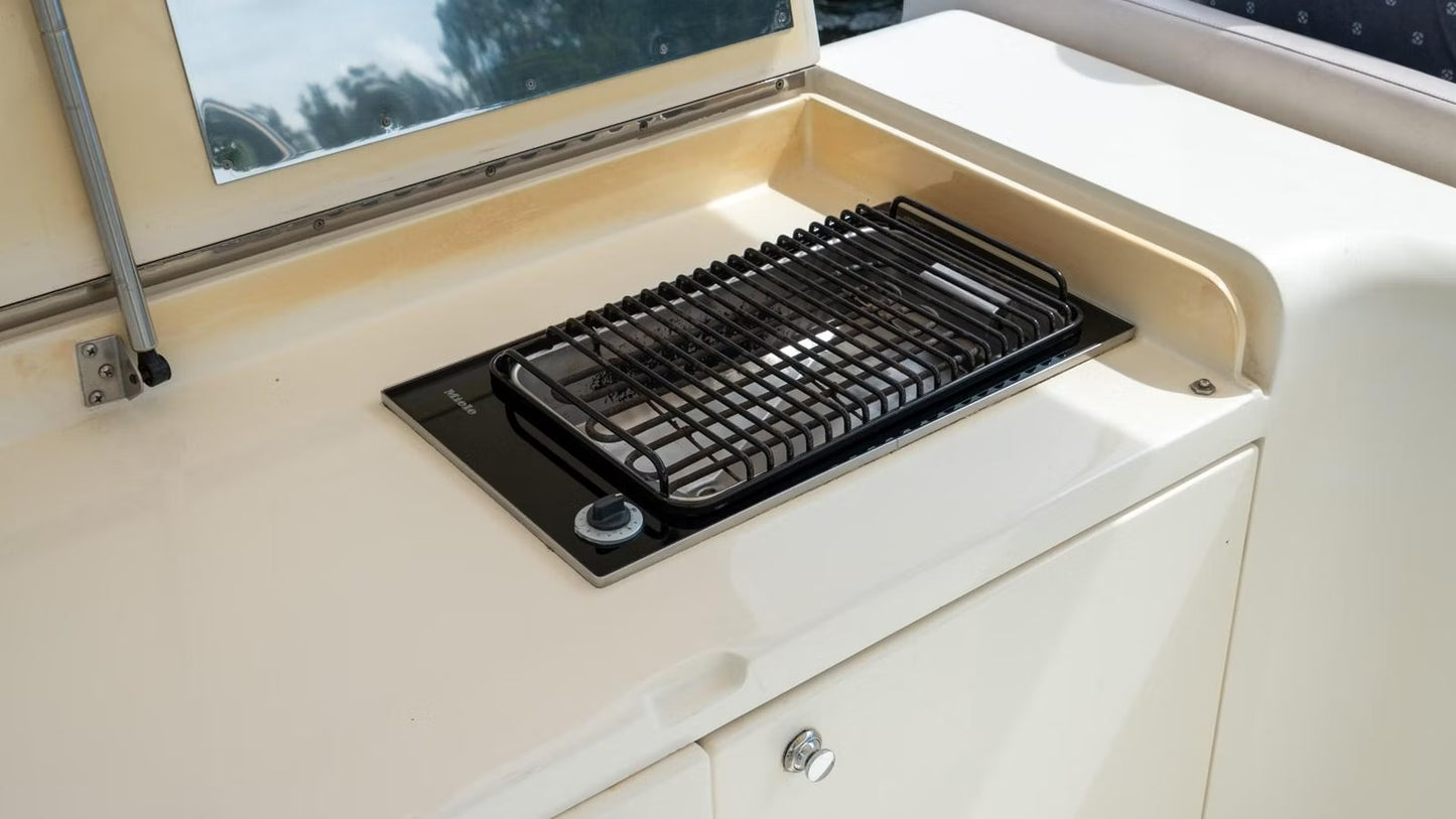 80ft Uniesse (NYE Fireworks Show)