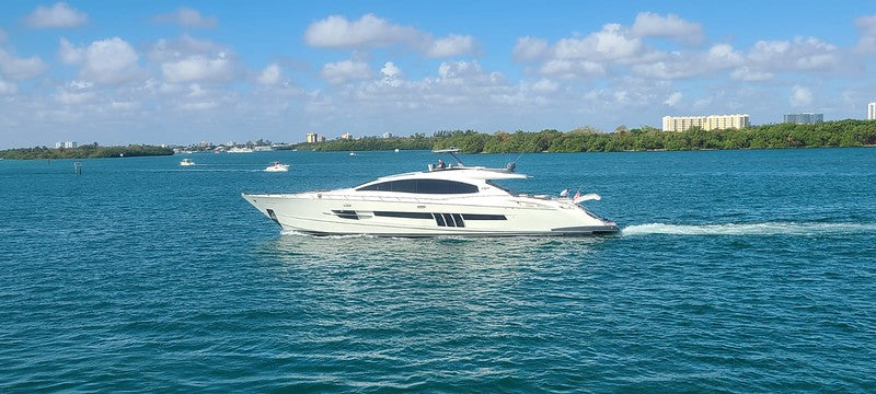 92ft Lazzara New Life